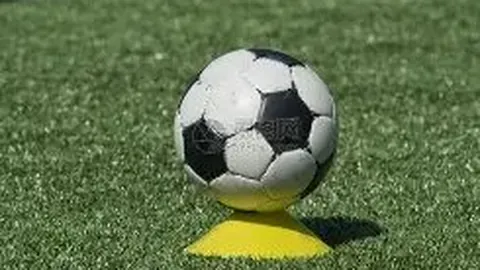 “福登欧冠赛场双响炸裂，赖因德斯献神级双助攻创纪录时刻！”