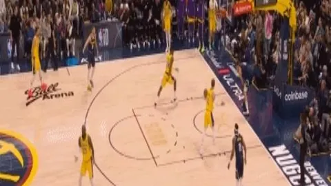 “欧联杯风云突变：罗马意外淘汰，曼联绝地反击，热刺逆转晋级”